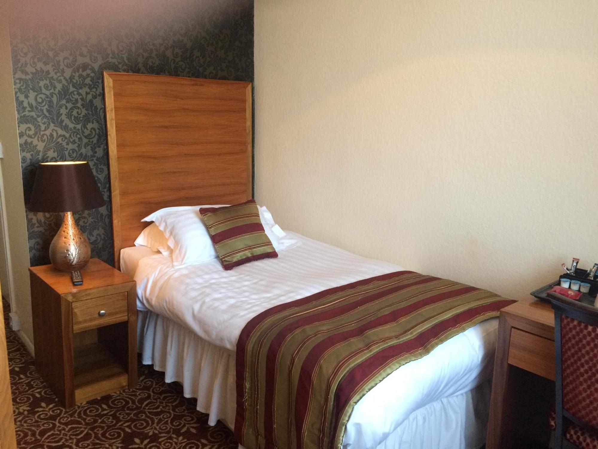 The Three Tuns Hotel Wetherspoon Thirsk Rum bild