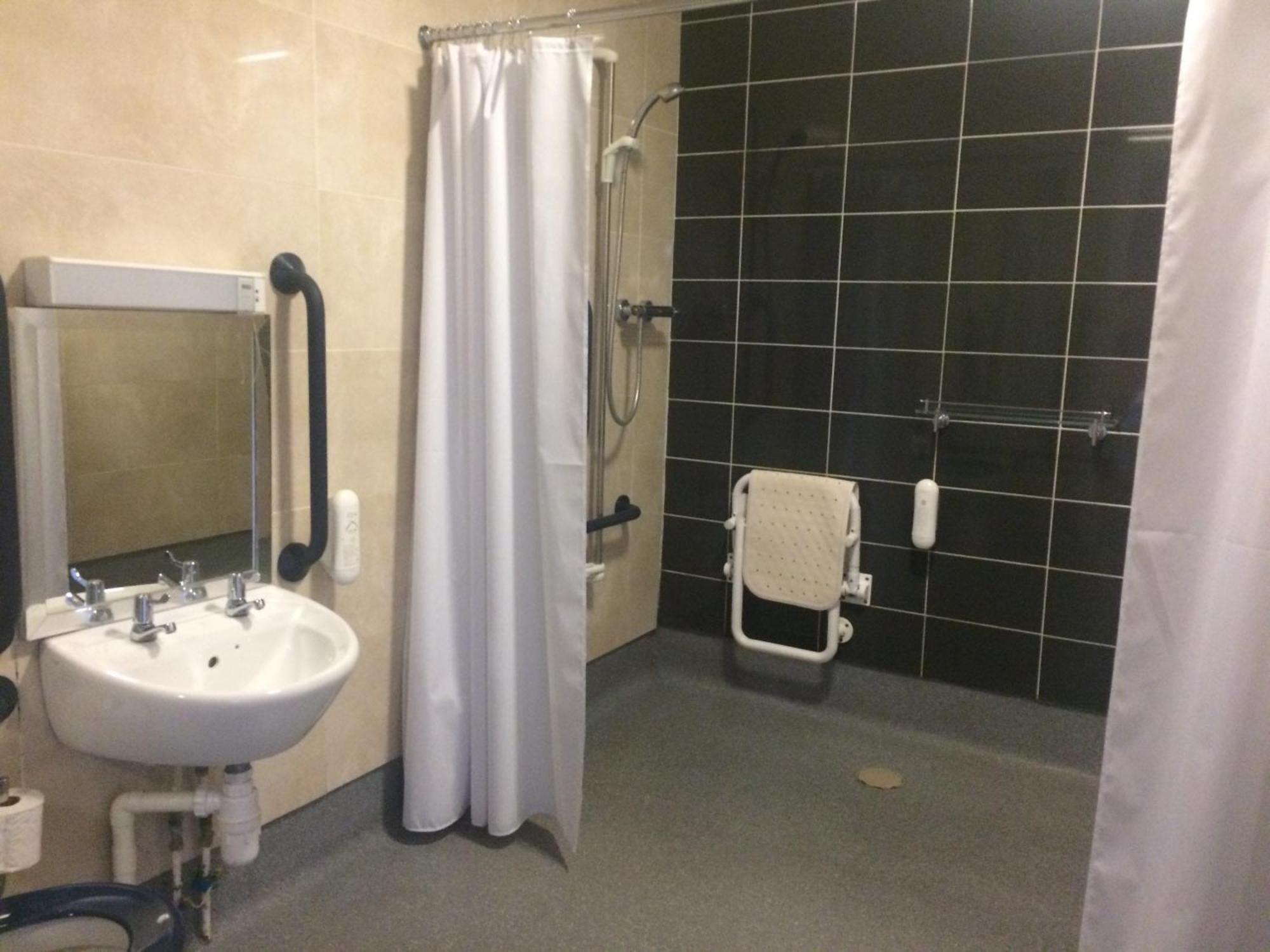 The Three Tuns Hotel Wetherspoon Thirsk Rum bild
