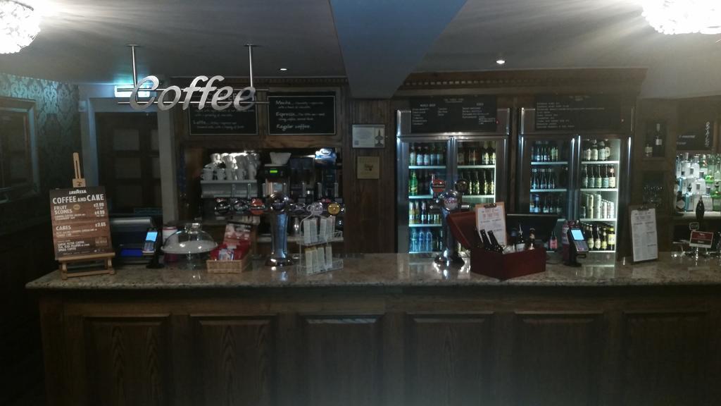 The Three Tuns Hotel Wetherspoon Thirsk Exteriör bild